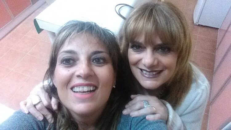 Sabrina e Carmen, sorelle gemelle separate alla nascita si ritrovano dopo 40 anni