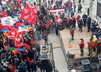 Guerra Ucraina, marcia per la Pace a Comiso nel ricordo di Pio La Torre FOTO
