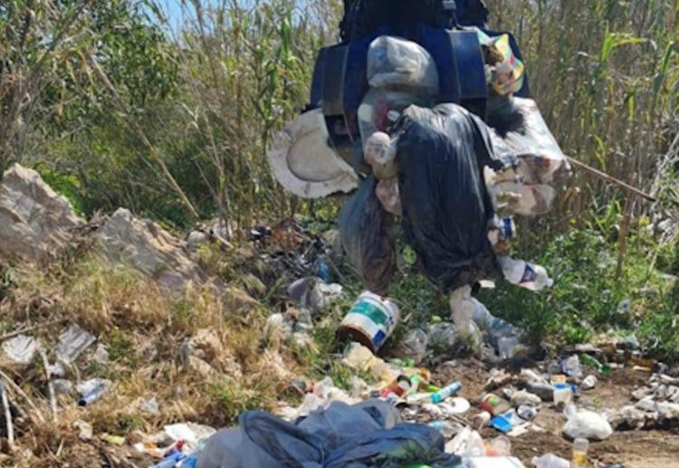 Ragusa, raccolta rifiuti abbandonati nel Ragusano