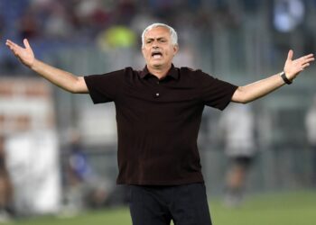 Mourinho “Ai tifosi chiedo di giocare la partita con noi”