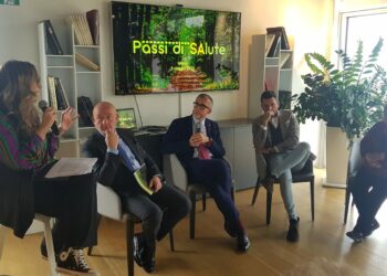 Spondiloartrite e mal di schiena infiammatorio, al via “Passi di SAlute”: sintomi