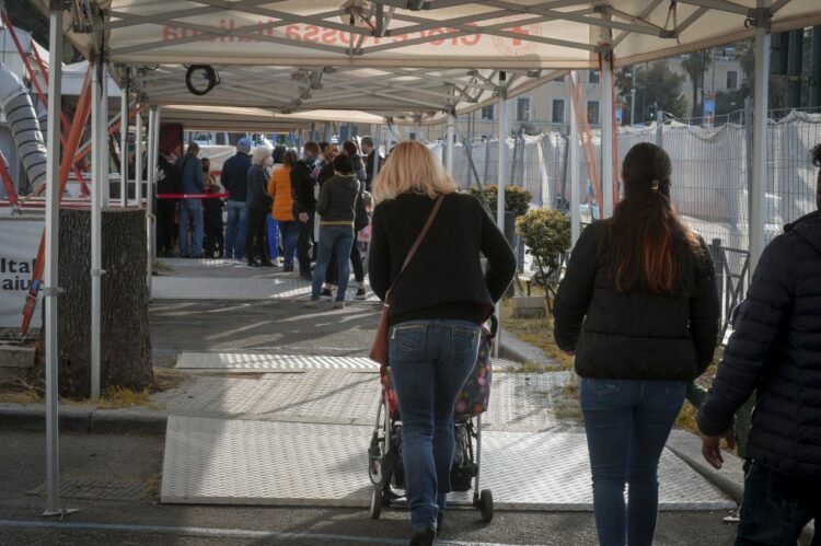 Covid Italia, 30.408 nuovi positivi, 136 i deceduti nelle ultime 24 ore