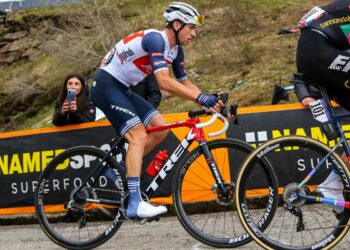Ciccone vince la 15^ tappa del Giro, Carapaz resta leader