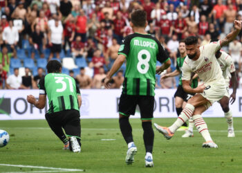 Milan campione d’Italia, netta vittoria a Reggio Emilia