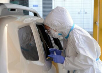 Covid Italia, 14.826 nuovi casi e 27 decessi nelle ultime 24 ore