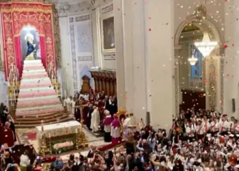 Comiso: lo speciale momento della svelata