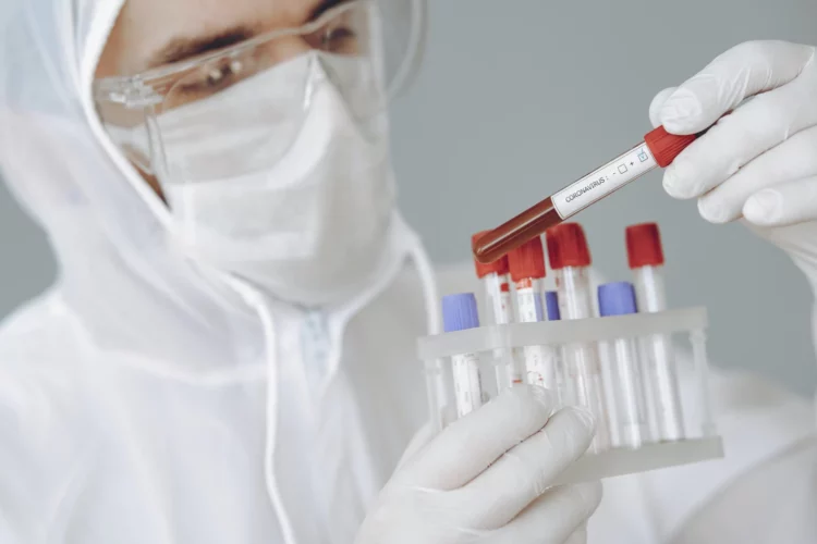 Covid Ragusa, 3.124 positivi e un morto a Vittoria