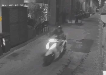 Fa esplodere ordigno dopo banale lite