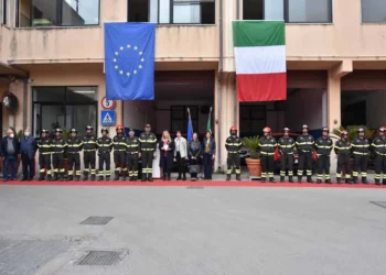 Anche i Vigili del Fuoco di Ragusa con la spilla Unicef sulle divise