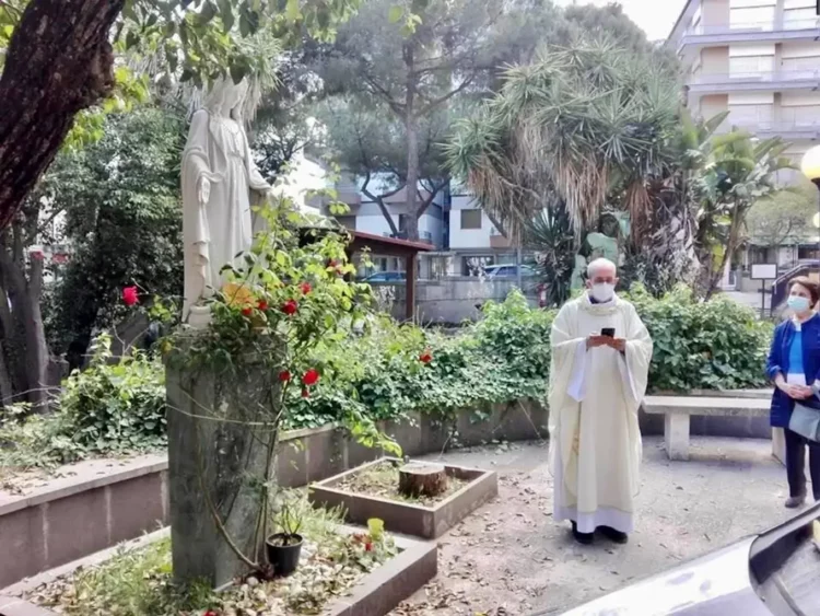 Festa mamma, a Ragusa supplica Madonna Pompei