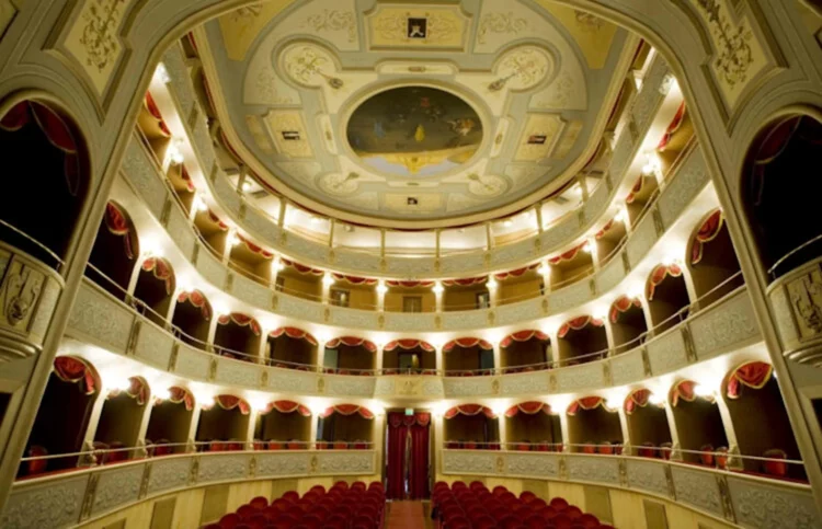 La grande danza al teatro di Modica
