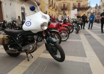 Moto storiche nel barocco Ibleo domani a Ragusa Ibla