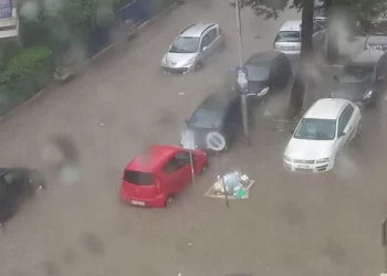 Maltempo: violento temporale nel Foggiano, allagamenti