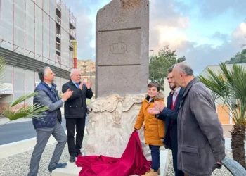 Modica, inaugurata la scultura dedicata al cioccolato
