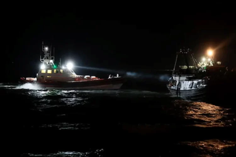 Pozzallo, 120 migranti alla deriva salvati nella notte