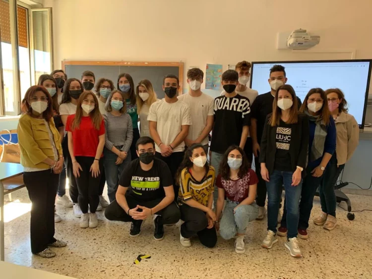 Ragusa: c'è più vita qui dentro che fuori