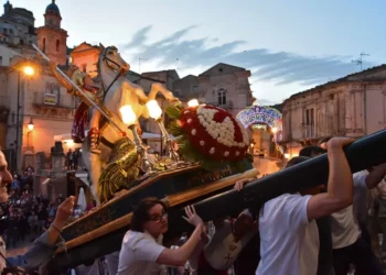 San Giorgio torna a riabbracciare fedeli a Ragusa