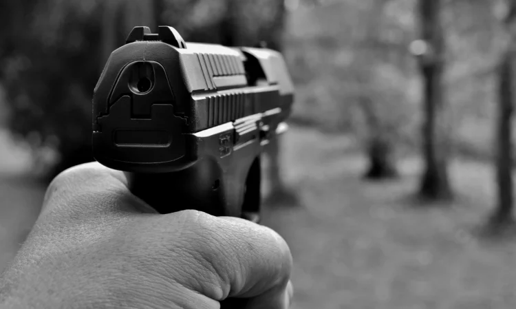 Siracusa, 36enne colpito a colpi di pistola: ricoverato in ospedale