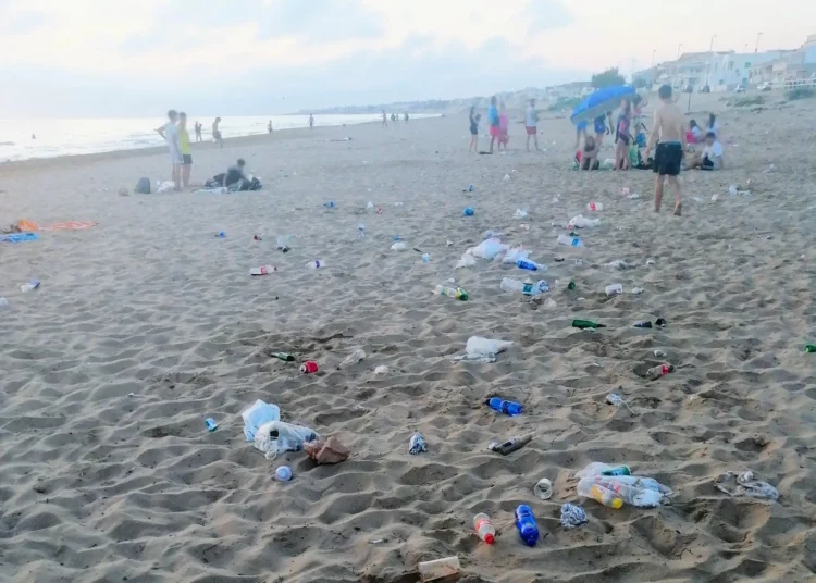 Riviera Gela Scoglitti, i nuovi barbari: incivilta’ diffusa