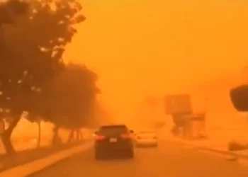 Tempesta di sabbia, più di mille persone in ospedale