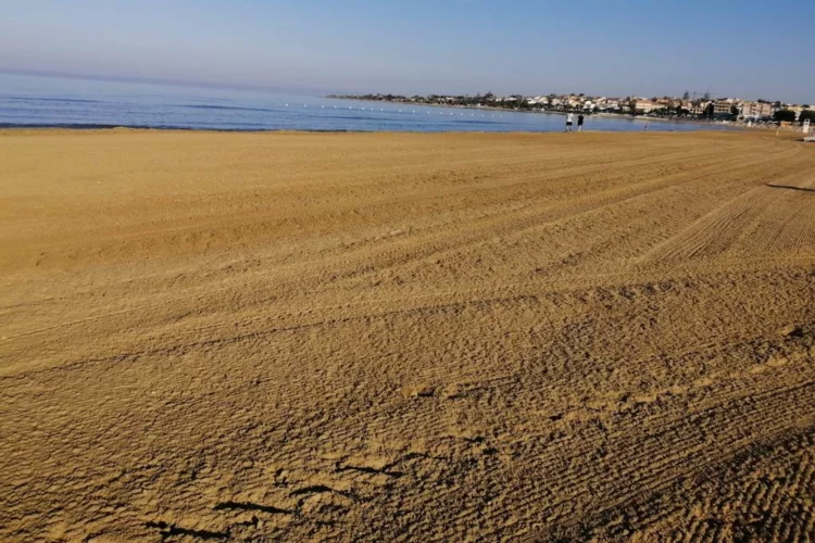 WWF ai Comuni balneari: non spianate le spiagge come tavole di biliardo