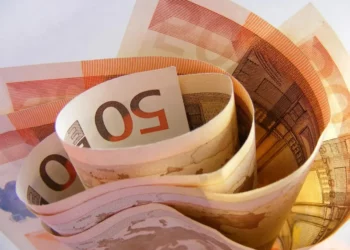 Bonus da 200 euro per pensionati e lavoratori