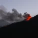 Etna, colata di lava e emissione di cenere dal Sud Est