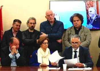 Modica, il "sindaco di tutti" Ignazio Abbate si è dimesso