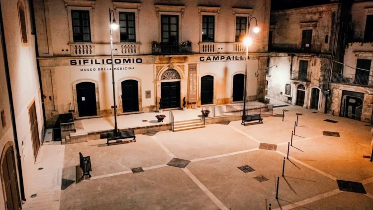 Piazza Campailla e Museo della Medicina a Modica torna agli antichi splendori