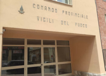 Ragusa uffici vigili del fuoco, ingresso da viale dei Platani