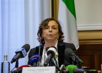 Lamorgese “Migranti e lavoro? Ampliamo i flussi con più stagionali”