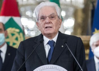 Ucraina, Mattarella “Guerra scellerata danneggia anche l’ambiente”