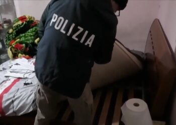 Blitz anti terrorismo a Genova contro rete attentatori Charlie Hebdo