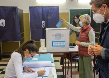 Uso della mascherina ai seggi fortemente raccomandato