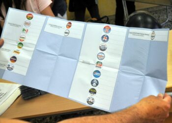Elezioni, al via dalle 7 il voto per Amministrative e Referendum