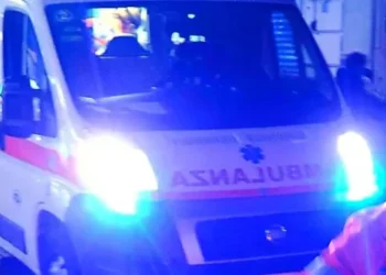 Bimbo di 2 anni muore schiacciato dall'auto del padre: tragedia a Messina