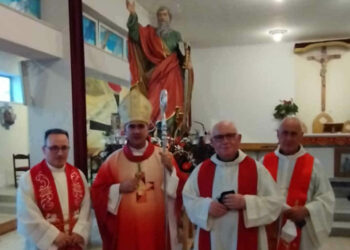 San Paolo Apostolo a Ragusa, la messa del vescovo