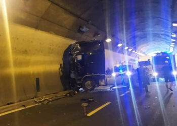 Incidente in una galleria sulla A18 Messina Catania