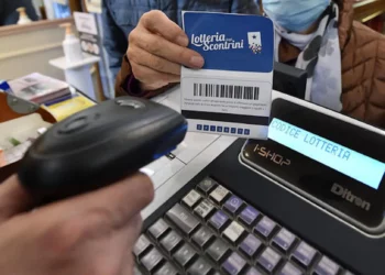 Lotteria degli scontrini, vince 5 milioni spendendo 100 euro