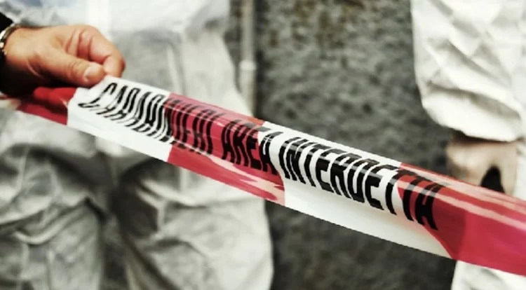 Napoli, il cadavere di un uomo trovato in un sacco di plastica