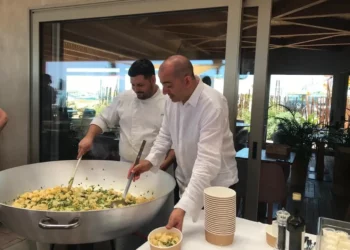 Uovadiseppiamare sul lungomare di San Leone apre la stagione estiva