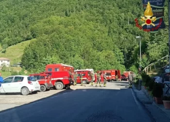 Elicottero scomparso, ricerche con cani e droni