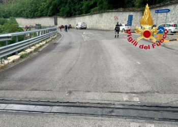 Ponte chiuso in Toscana: si è abbassato di 13 centimetri