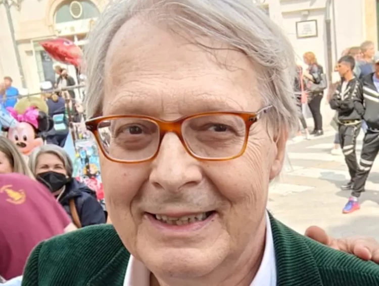 Vittorio Sgarbi a Scicli per la mostra di Giorgio Modica