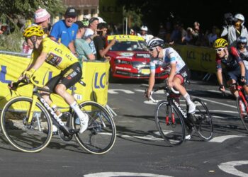 Vingegaard padrone del Tour, Pogacar sempre più staccato