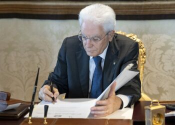 Crisi di Governo, Mattarella scioglie le Camere