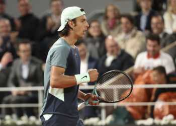 Tennis, Musetti batte Alcaraz in finale e trionfa ad Amburgo