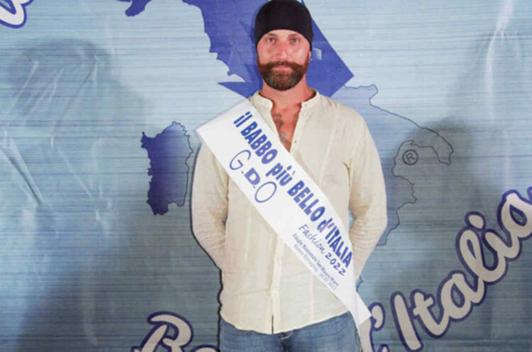 Babbo più Bello d'Italia 2022: premiato un papà di Ragusa