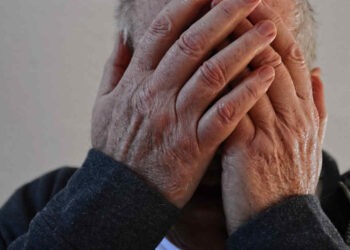 Italia, 15enne massacra e uccide il nonno a colpi di sedia e aspirapolvere