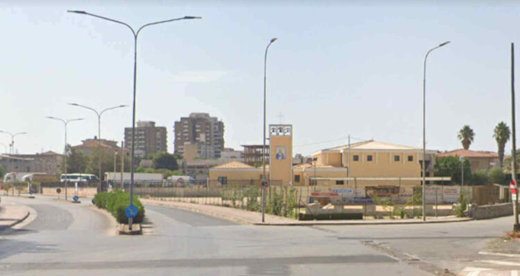 Modica, investita 12enne